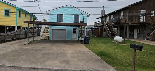 1643 Railroad Ave, Dickinson, TX, 77539-6481 | Card Image