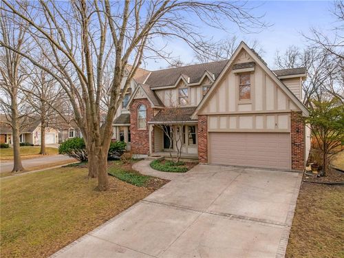 15637 W 137th St, Olathe, KS, 66062-5340 | Card Image