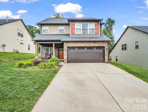 8 Mallard Run Dr, Arden, NC, 28704-0585 | Card Image