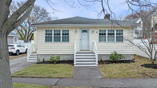 2 Hillside Ave, Salem, MA, 01970-1906 | Card Image