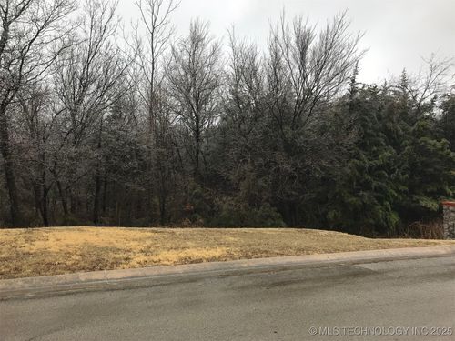 1952 Coventry Ln, Bartlesville, OK, 74006 | Card Image