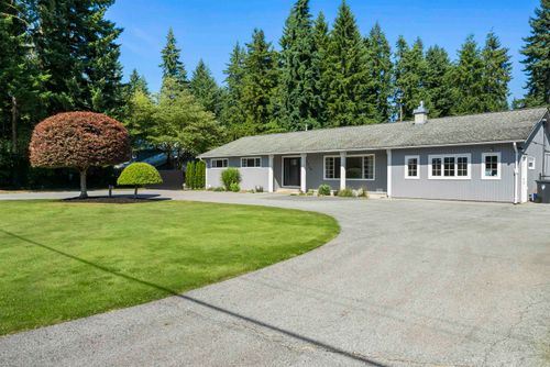 5564 238 St, Langley, BC, V2Z2P1 | Card Image