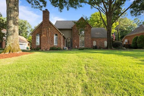 8627 Havenhurst Dr, Germantown, TN, 38138-7734 | Card Image
