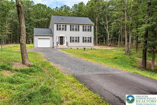 117 Cress Dr, Effort, PA, 18330-9026 | Card Image