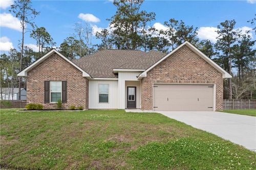 28051 Blue Sky Drive, Ponchatoula, LA, 70454 | Card Image