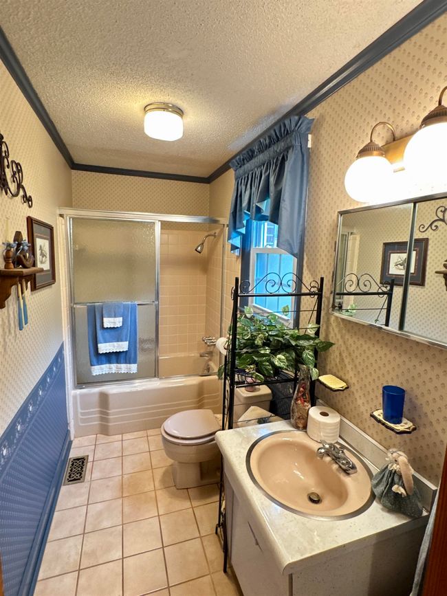 8627 Valley Falls Rd, House other with 3 bedrooms, 2 bathrooms and null parking in Boiling Springs SC | Image 24
