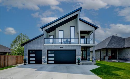 84 Thames Springs Cres, Thamesford, ON, N0M2M0 | Card Image