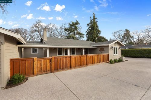 484 Diablo Rd, Danville, CA, 94526-3563 | Card Image
