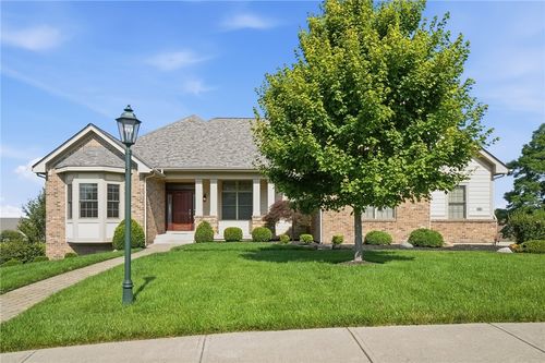 1443 Claiborne Ct, Xenia, OH, 45385-7055 | Card Image