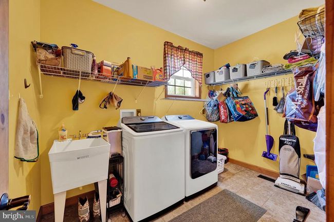 1058 Marsh Hawk Way, House other with 4 bedrooms, 4 bathrooms and null parking in Shepherdstown WV | Image 41