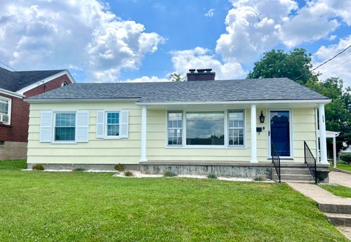 324 Woodsland Dr, Harrodsburg, KY, 40330-1259 | Card Image