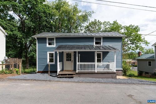 33 Bagby St, STAUNTON, VA, 24401-3259 | Card Image