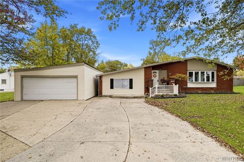 76 6th Ave, Lancaster, NY, 14086-3019 | Card Image