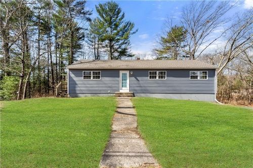 5 Patricia Ave, North Smithfield, RI, 02896-7722 | Card Image