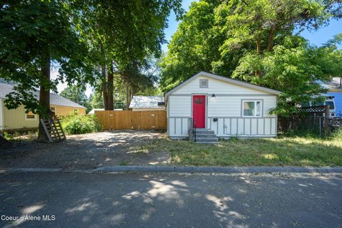 1407 N 2nd St, Coeur D Alene, ID, 83814-3302 | Card Image