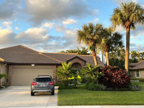 7207 Le Chalet Blvd, Boynton Beach, FL, 33472-5035 | Card Image