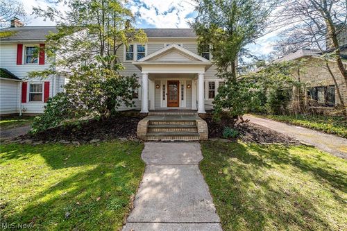2904 Clarkson Rd, Cleveland Heights, OH, 44118-2809 | Card Image