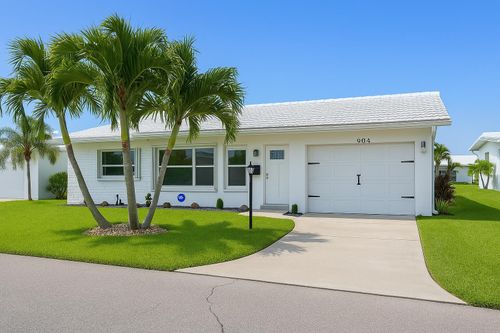 904 Sw 5th Ave, Boynton Beach, FL, 33426-4733 | Card Image