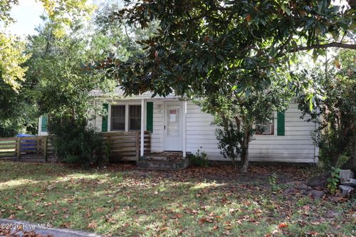 12 Evans St, Wilmington, NC, 28405-3130 | Card Image