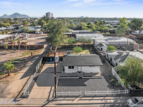 2621 N 14th St, Phoenix, AZ, 85006-1122 | Card Image