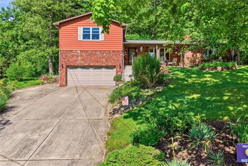 107 Jeanine Ct, Trafford, PA, 15085-1229 | Card Image