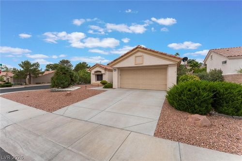 10713 Hunters Woods Pl, Las Vegas, NV, 89134-7459 | Card Image