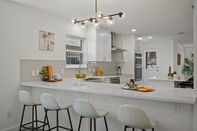 1915 Hollow Ridge Dr, House other with 4 bedrooms, 2 bathrooms and 2 parking in Cedar Park TX | Image 7