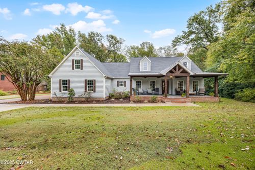 56 Claiborne Dr, Jackson, TN, 38305-9724 | Card Image