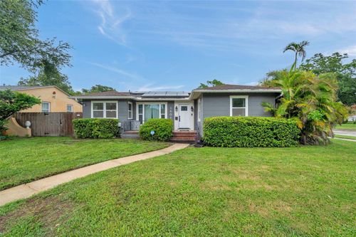1601 14th St N, St Petersburg, FL, 33704-4007 | Card Image