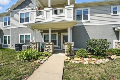 apt-103-11711 S Roundtree St, Olathe, KS, 66061-2890 | Card Image