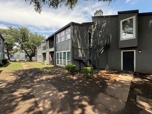 1917-9696 Walnut St, Dallas, TX, 75243-2342 | Card Image