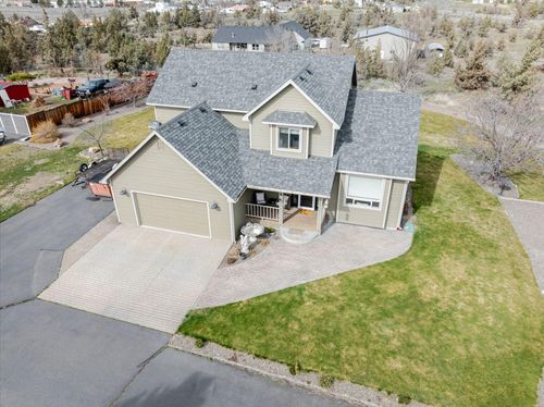 106 Se Cody Lane, Madras, OR, 97741 | Card Image