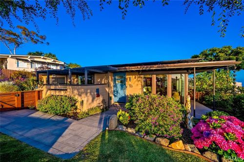 1687 Temple Hills Dr, Laguna Beach, CA, 92651-2630 | Card Image