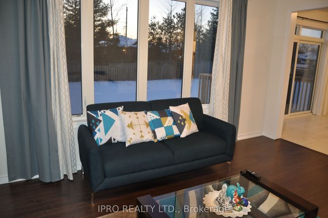 3 Beatrice Dr, House other with 4 bedrooms, 4 bathrooms and 4 parking in Wasaga Beach ON | Image 9