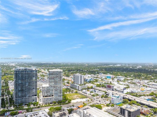 PH207 - 3470 E Coast Ave, Condo with 3 bedrooms, 3 bathrooms and null parking in MIAMI FL | Image 70