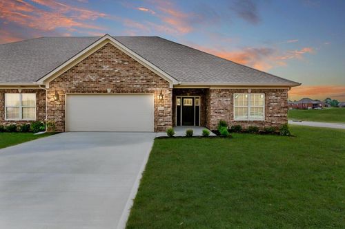 927 Paddock Court, Richmond, KY, 40475 | Card Image