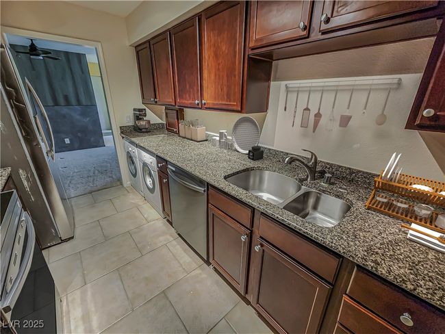 UNIT-3008 - 2867 Geary Pl, Condo with 1 bedrooms, 1 bathrooms and null parking in Las Vegas NV | Image 9