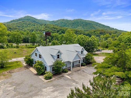 14 Mimidis Ln, Swannanoa, NC, 28778-8315 | Card Image