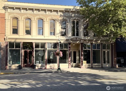 217 E Main St, Dayton, WA, 99328-1352 | Card Image