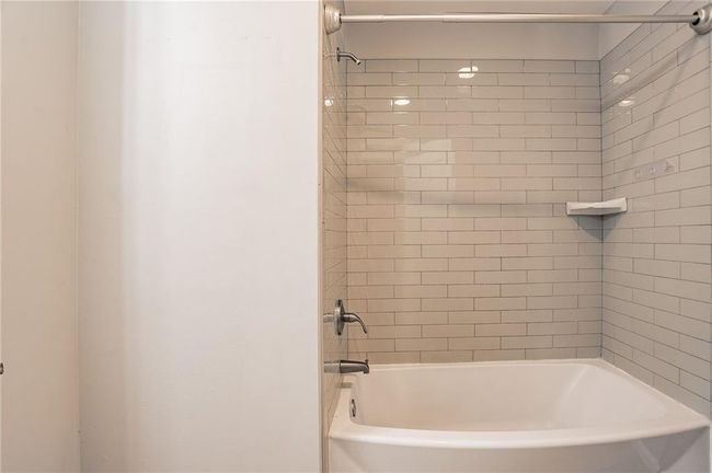 477 Victoria Rd, House other with 3 bedrooms, 2 bathrooms and 4 parking in Woodstock GA | Image 16