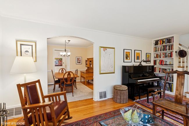 5530 Theobald Rd, House other with 4 bedrooms, 2 bathrooms and 1 parking in Morton Grove IL | Image 4
