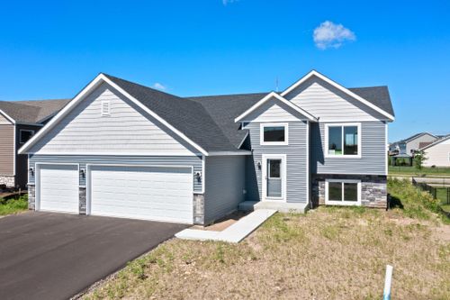 368 Cross Cir, Dundas, MN, 55019-6000 | Card Image
