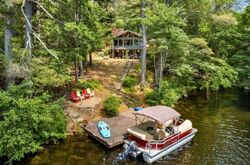84 Barderry Ln, Nottingham, NH, 03290-4900 | Card Image