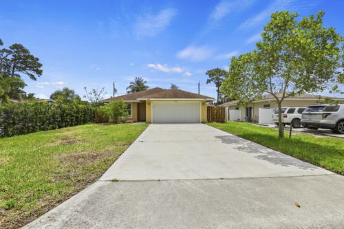 3422 State St, Lake Worth, FL, 33461-3030 | Card Image