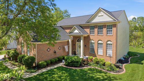 7822 Prairie View Dr, Indianapolis, IN, 46256-3490 | Card Image