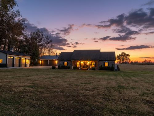 1065 Parkhurst Rd, Mc Minnville, TN, 37110-7609 | Card Image