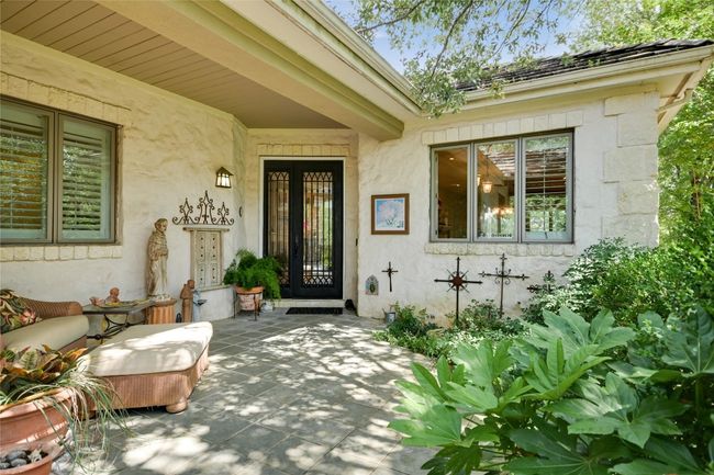 Beautiful gated, courtyard entrance | Image 5