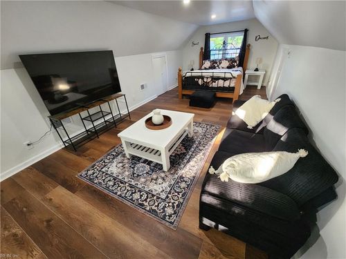 7929 Pythian Ave, NORFOLK, VA, 23518-3924 | Card Image