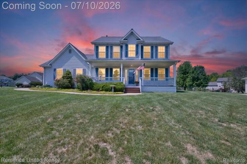 14458 Oak Leaf Trl, Linden, MI, 48451-8635 | Card Image