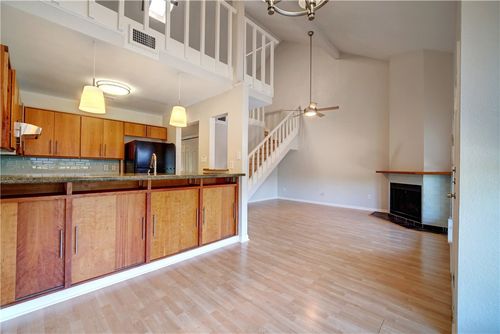 apt-10-1610 Waterston Ave, Austin, TX, 78703-3966 | Card Image
